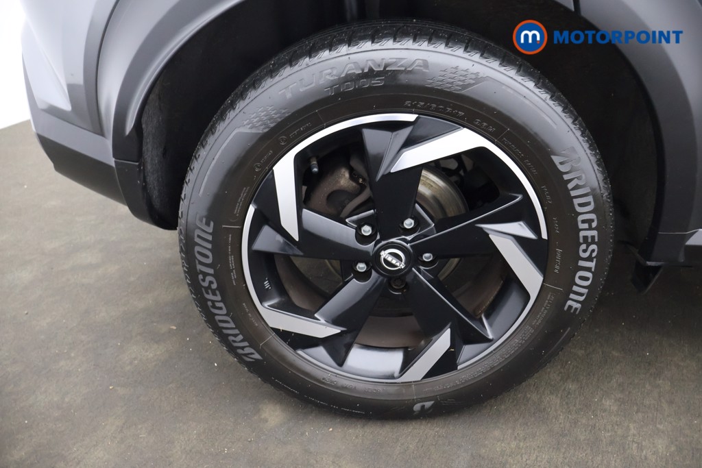 Nissan Juke N-Connecta Manual Petrol SUV - Stock Number (1635822) - 13th supplementary image