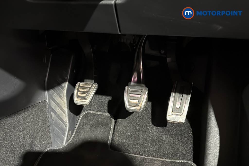 Volkswagen Golf R-Line Manual Petrol Hatchback - Stock Number (1636081) - 24th supplementary image