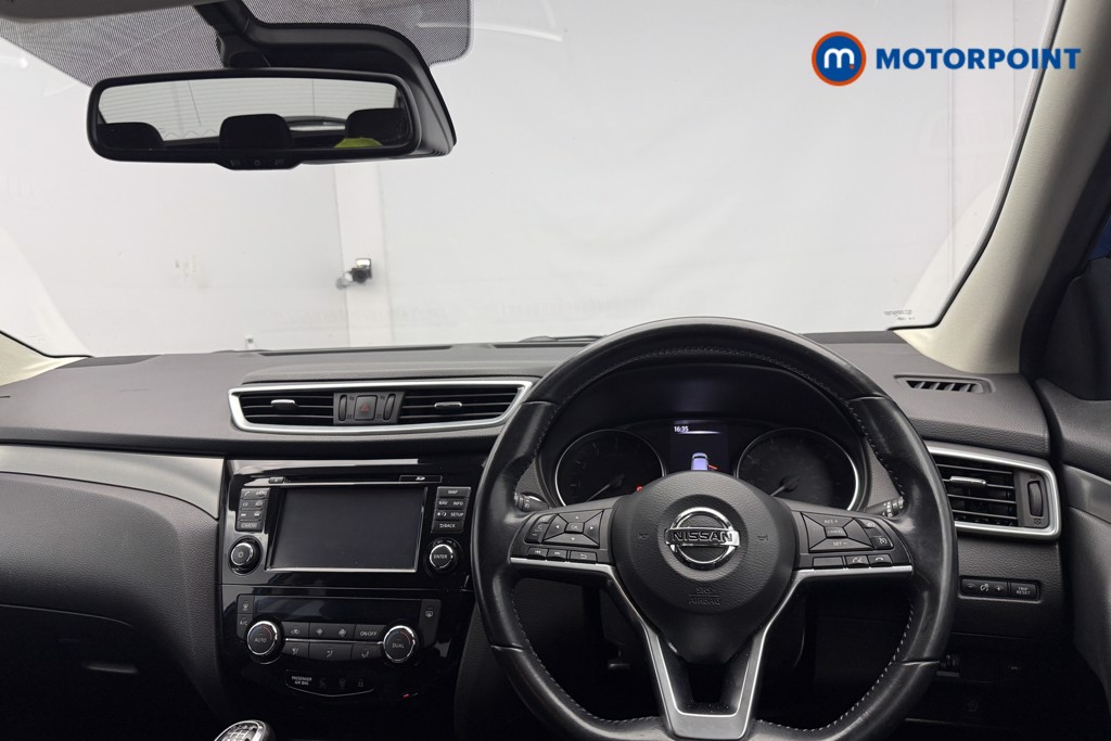 Nissan Qashqai N-Connecta Manual Petrol SUV - Stock Number (1636380) - 15th supplementary image