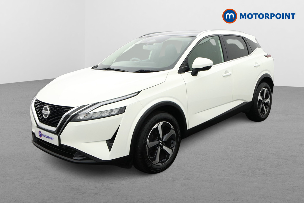 Nissan Qashqai N-Connecta Manual Petrol SUV - Stock Number (1636679) - Passenger side front corner