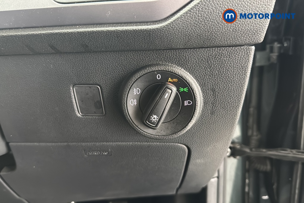 Seat Ateca FR Automatic Petrol SUV - Stock Number (1637552) - 11th supplementary image