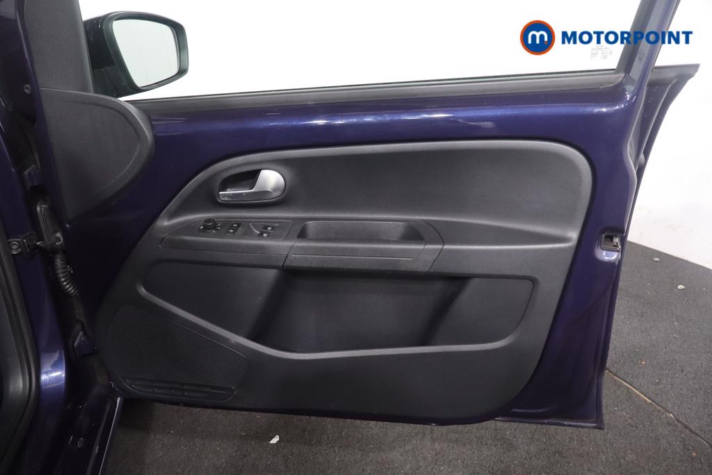 Seat MII Design Mii Manual Petrol Hatchback - Stock Number (1637936) - 2nd supplementary image
