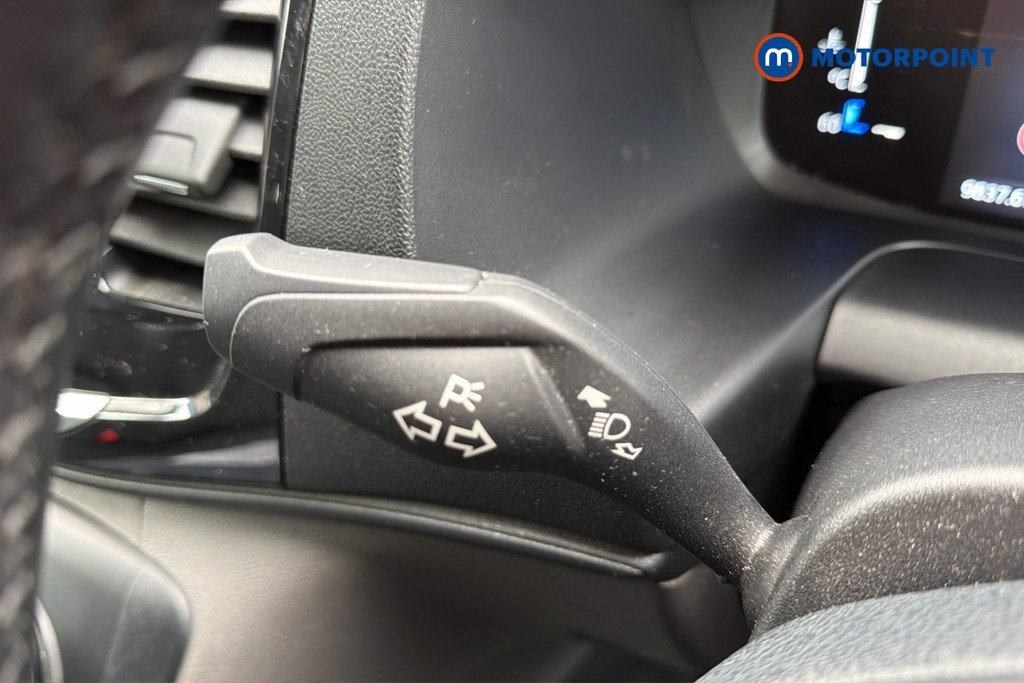 Ford Transit Limited Automatic Diesel Medium Roof Van - Stock Number (1639450) - 6th supplementary image