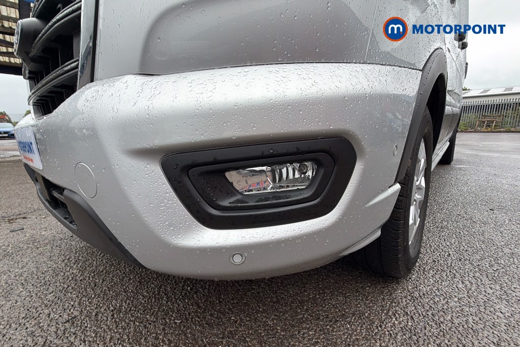 Ford Transit Limited Automatic Diesel Medium Roof Van - Stock Number (1639450) - 46th supplementary image
