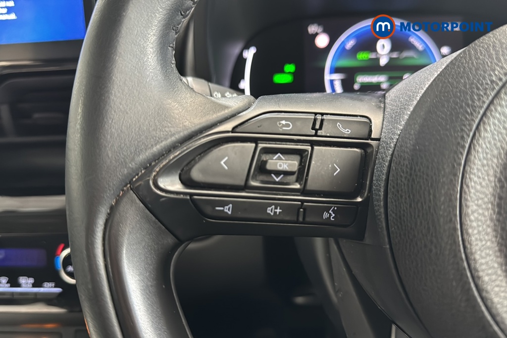 Toyota Yaris Cross Icon Automatic Petrol-Electric Hybrid Estate - Stock Number (1639454) - 4th supplementary image