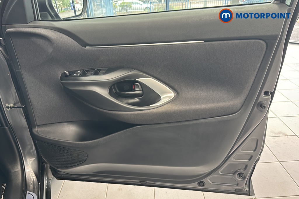 Toyota Yaris Cross Icon Automatic Petrol-Electric Hybrid Estate - Stock Number (1639454) - 18th supplementary image