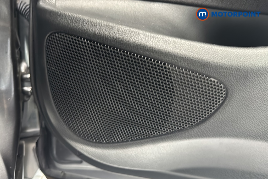 Toyota Yaris Cross Icon Automatic Petrol-Electric Hybrid Estate - Stock Number (1639454) - 21st supplementary image