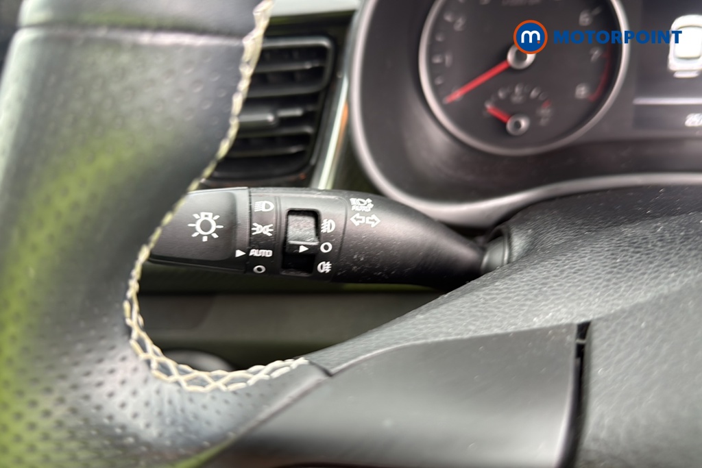KIA Stonic Gt-Line Manual Petrol SUV - Stock Number (1639668) - 5th supplementary image