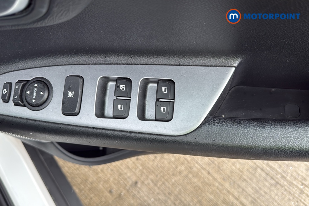 KIA Stonic Gt-Line Manual Petrol SUV - Stock Number (1639668) - 19th supplementary image