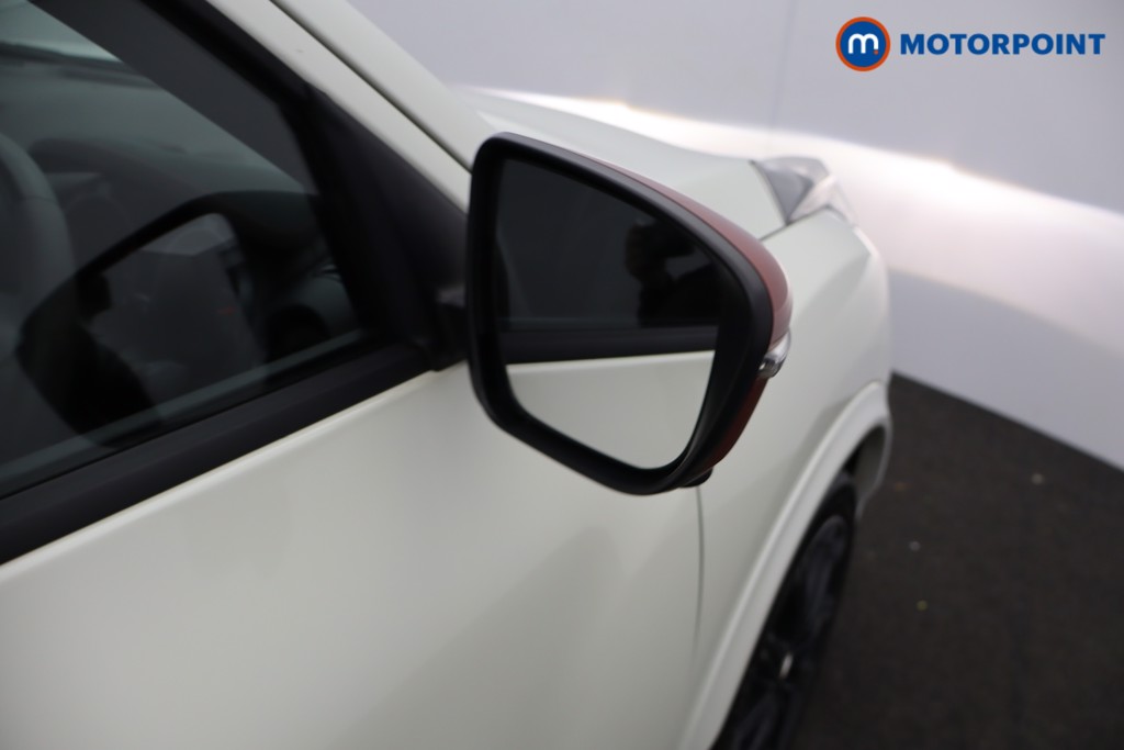 Nissan Juke Nismo Rs Manual Petrol SUV - Stock Number (1640290) - 16th supplementary image