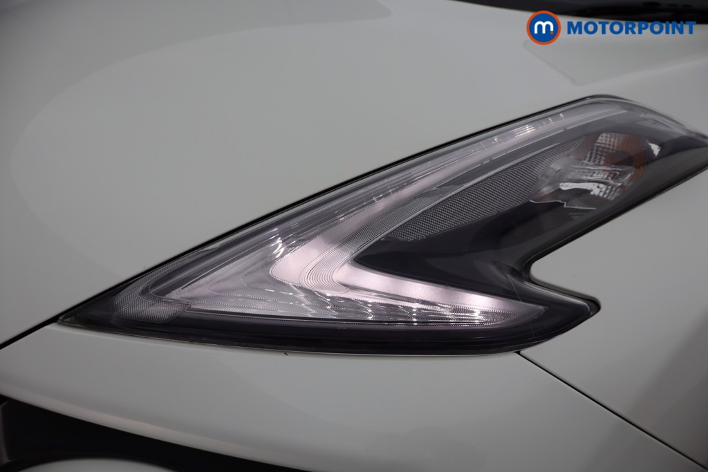 Nissan Juke Nismo Rs Manual Petrol SUV - Stock Number (1640290) - 23rd supplementary image