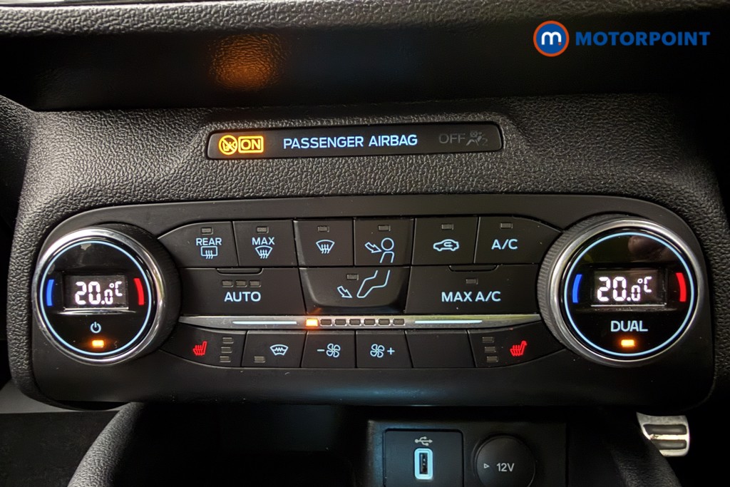 Ford Focus St-Line X Manual Diesel Hatchback - Stock Number (1640829) - 16th supplementary image