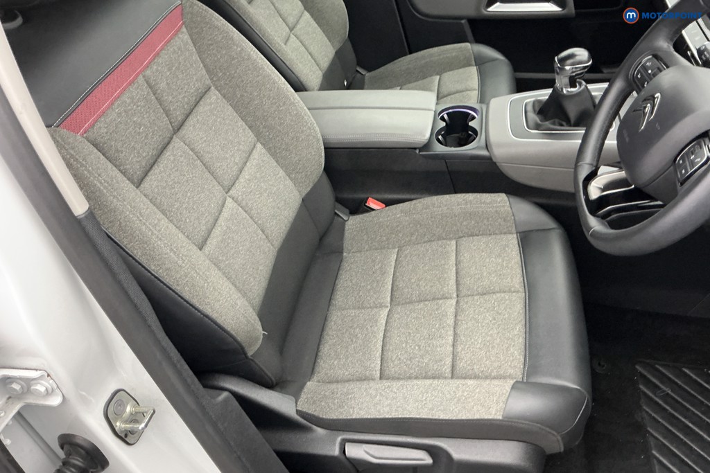 Citroen C5 Aircross Shine Manual Petrol SUV - Stock Number (1641421) - 5th supplementary image