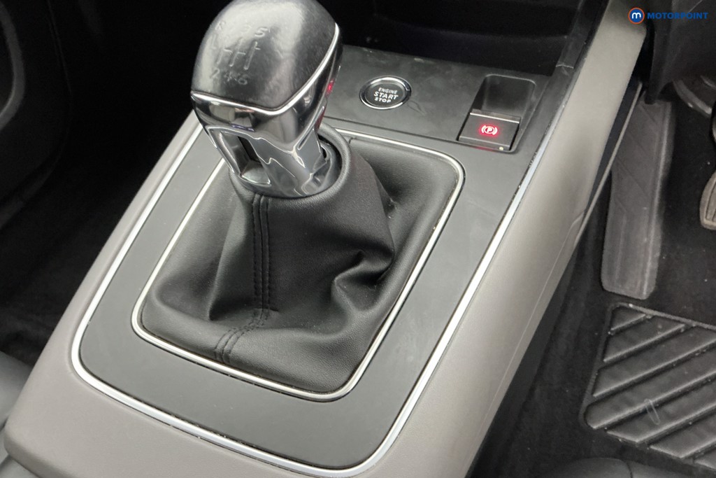 Citroen C5 Aircross Shine Manual Petrol SUV - Stock Number (1641421) - 15th supplementary image