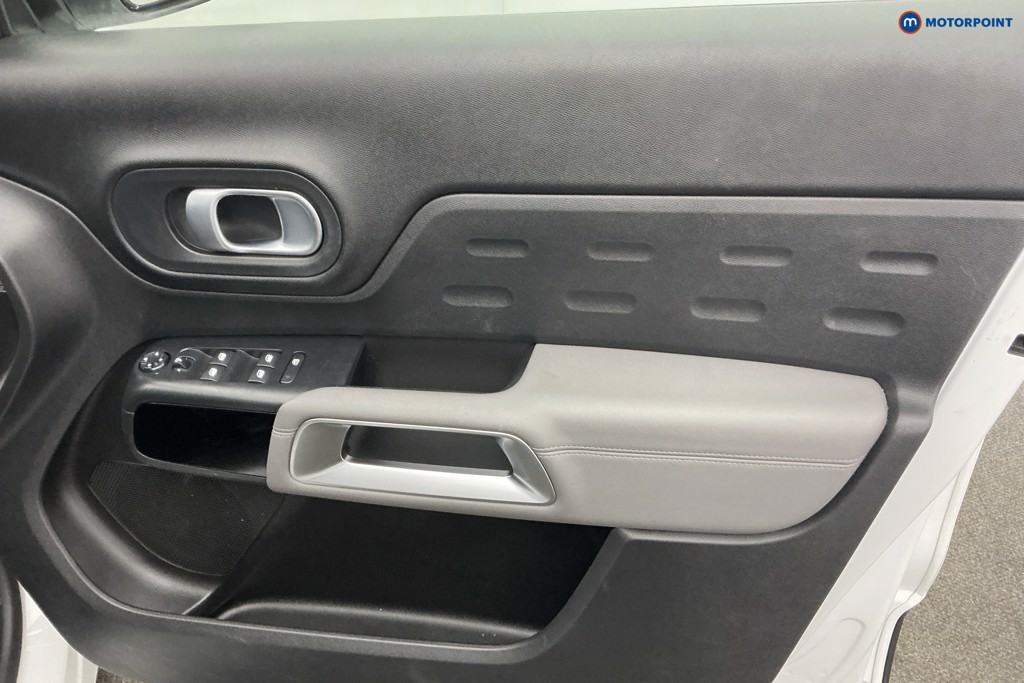 Citroen C5 Aircross Shine Manual Petrol SUV - Stock Number (1641421) - 22nd supplementary image
