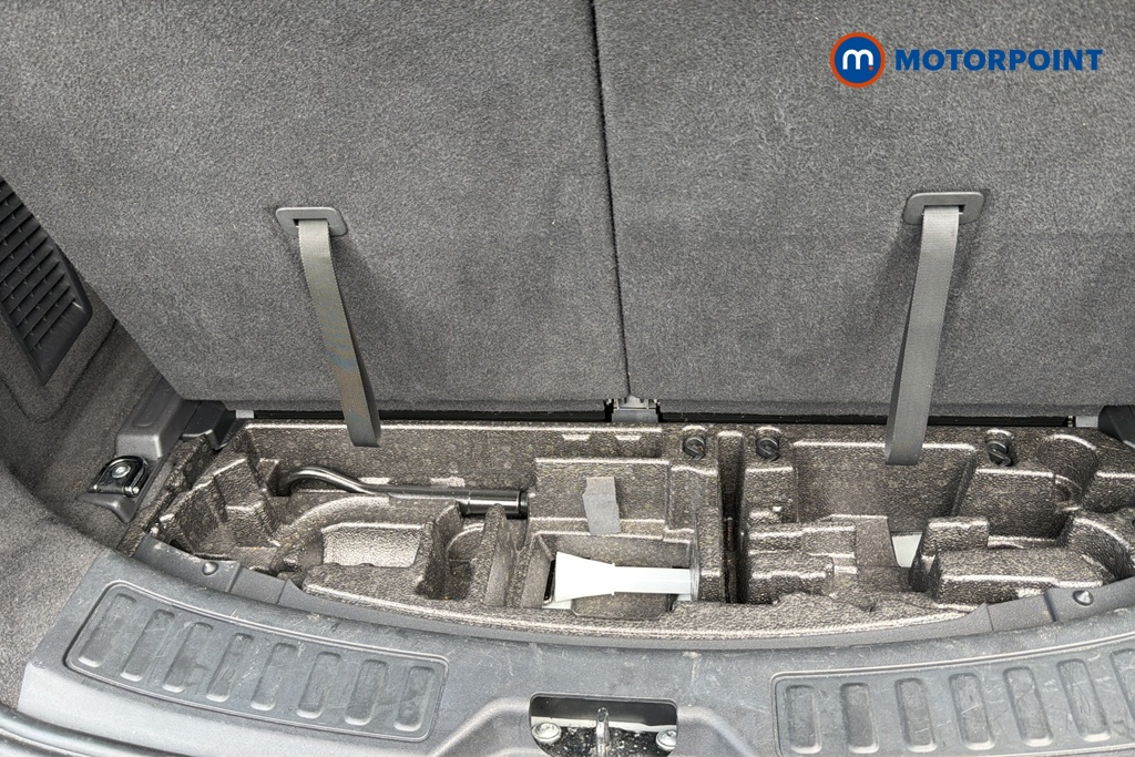 Land Rover Discovery Sport SE Automatic Diesel SUV - Stock Number (1641787) - 33rd supplementary image