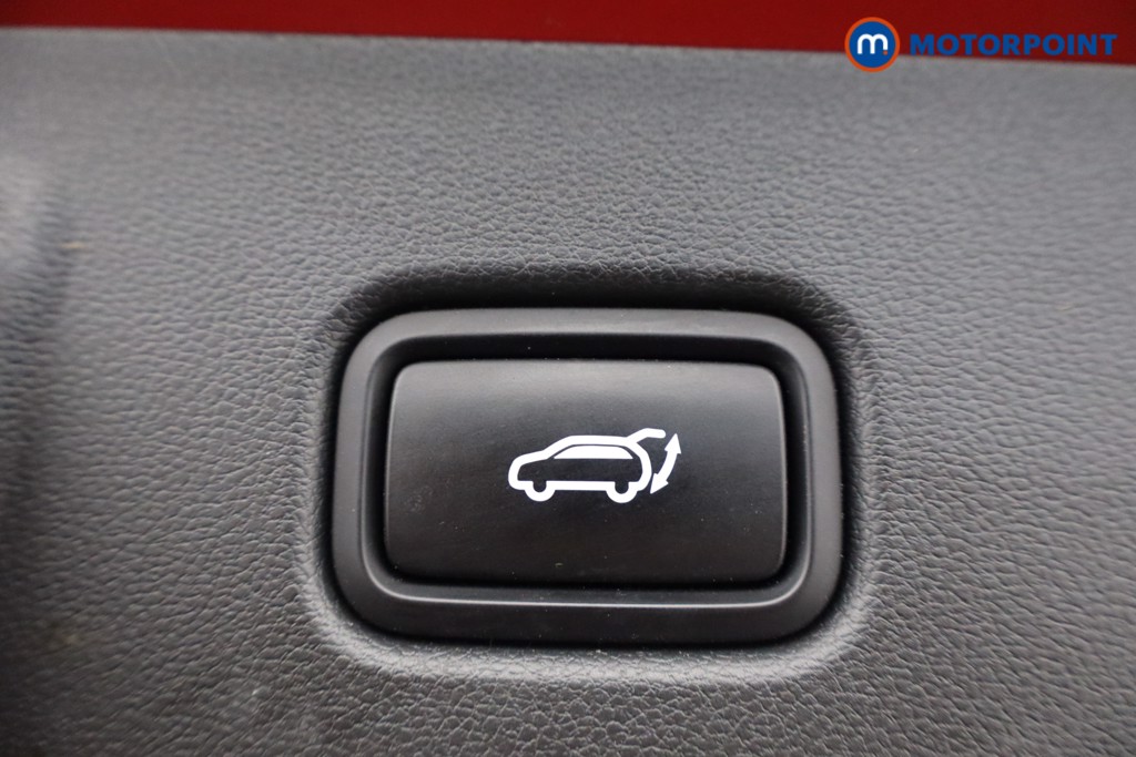 Hyundai Tucson Ultimate Manual Petrol SUV - Stock Number (1642083) - 23rd supplementary image