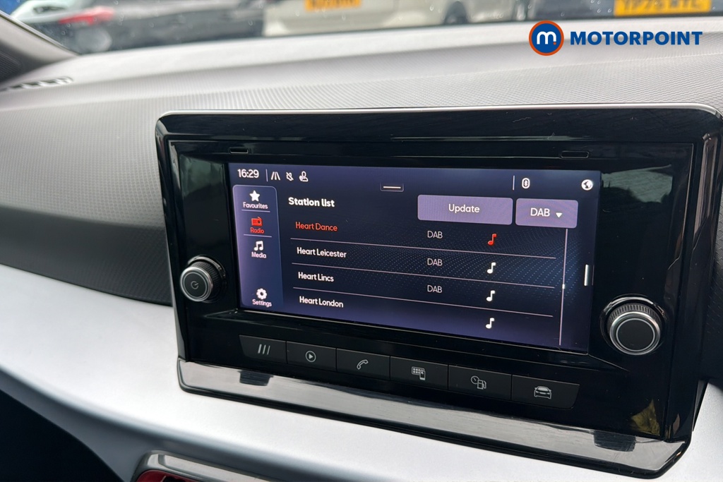 Seat Arona Fr Edition Manual Petrol SUV - Stock Number (1642178) - 8th supplementary image
