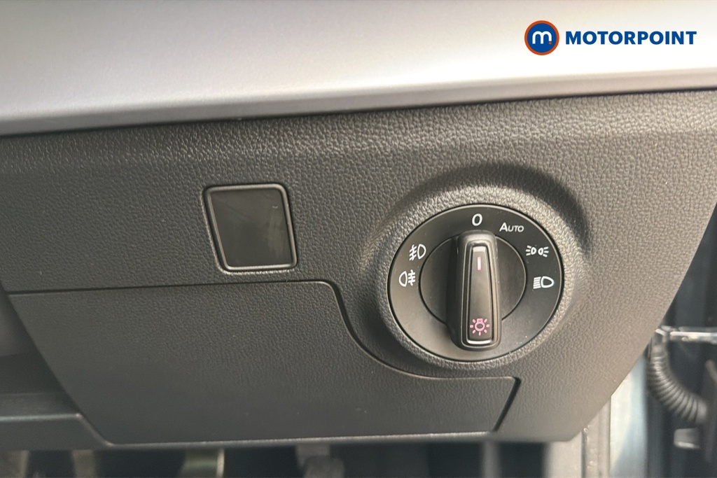 Seat Arona Fr Edition Manual Petrol SUV - Stock Number (1642178) - 11th supplementary image
