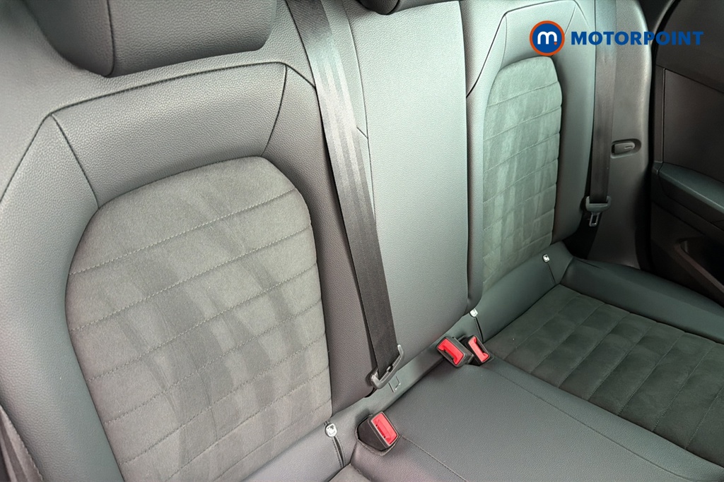 Seat Arona Fr Edition Manual Petrol SUV - Stock Number (1642178) - 25th supplementary image