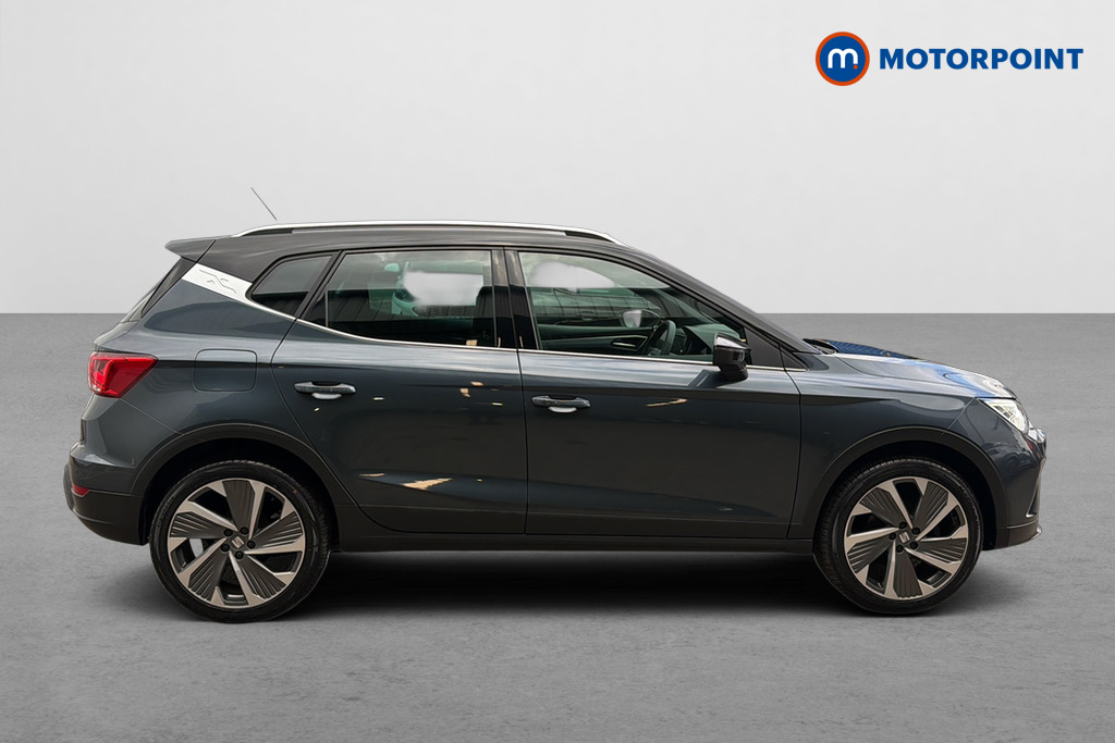 Seat Arona Fr Edition Manual Petrol SUV - Stock Number (1642178) - Passenger side