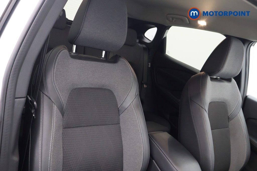 Nissan Qashqai N-Connecta Manual Petrol SUV - Stock Number (1642187) - 9th supplementary image