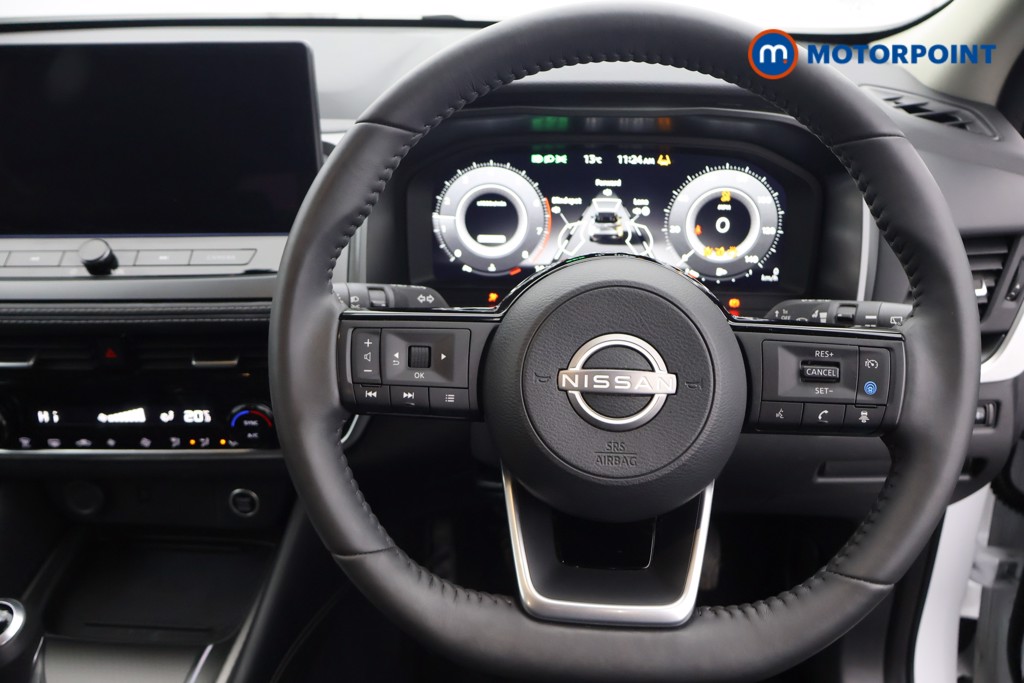 Nissan Qashqai N-Connecta Manual Petrol SUV - Stock Number (1642187) - 1st supplementary image