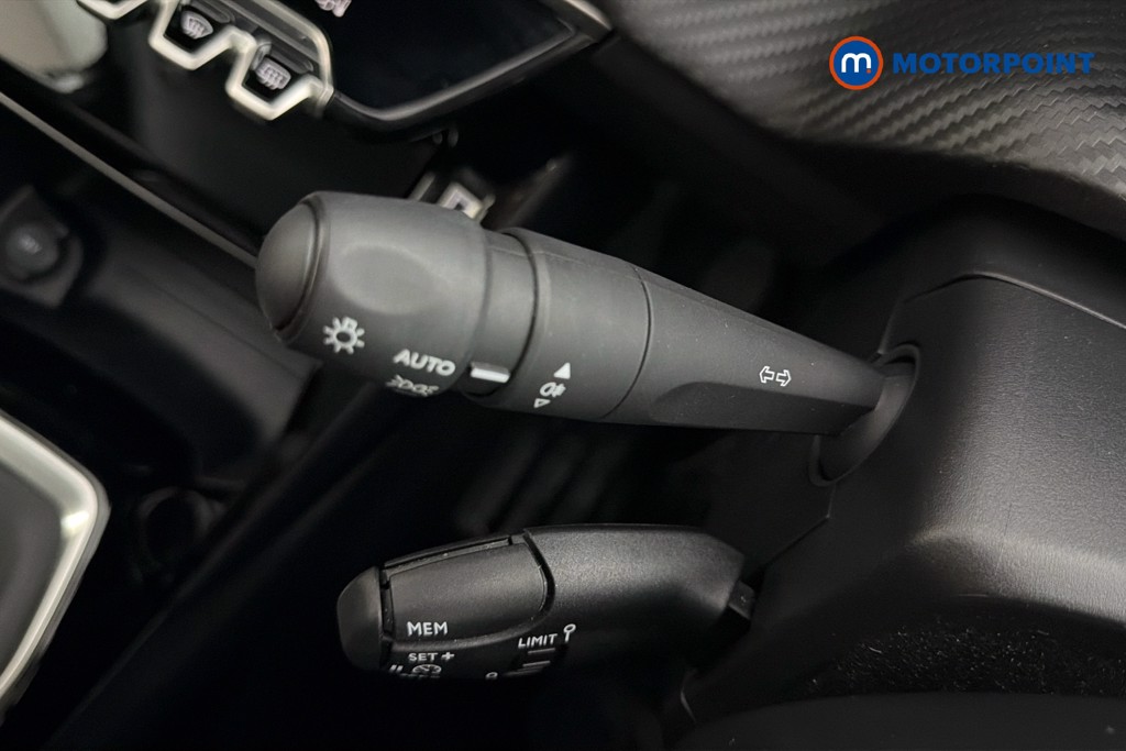 Peugeot 208 Allure Manual Petrol Hatchback - Stock Number (1642500) - 6th supplementary image