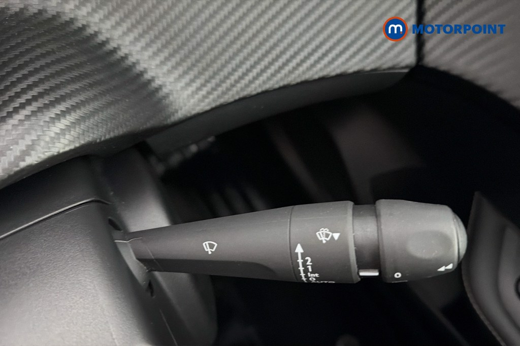 Peugeot 208 Allure Manual Petrol Hatchback - Stock Number (1642500) - 7th supplementary image