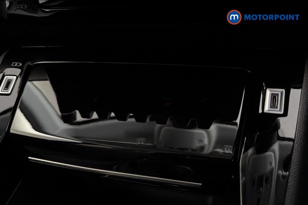 Peugeot 208 Allure Manual Petrol Hatchback - Stock Number (1642500) - 17th supplementary image