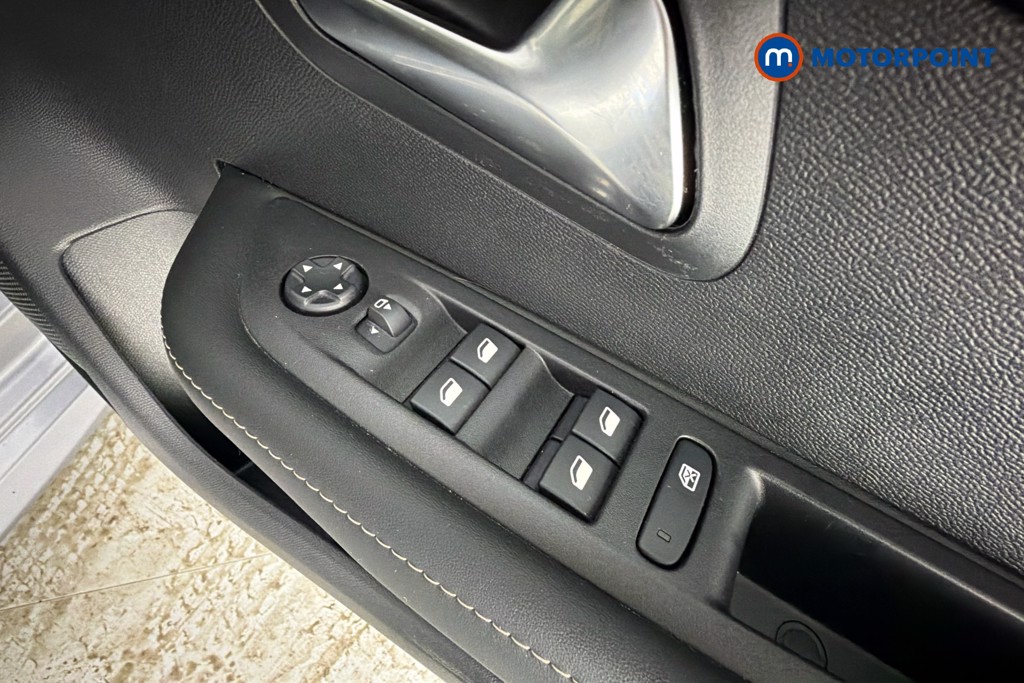 Peugeot 208 Allure Manual Petrol Hatchback - Stock Number (1642500) - 20th supplementary image
