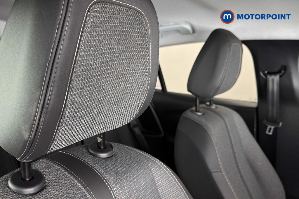 Peugeot 208 Allure Manual Petrol Hatchback - Stock Number (1642500) - 23rd supplementary image