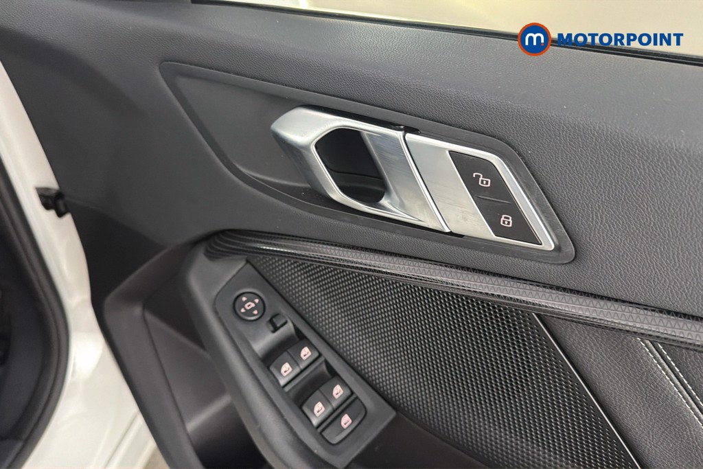 BMW 1 Series Sport Manual Petrol Hatchback - Stock Number (1642518) - 42nd supplementary image