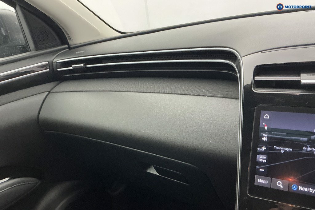 Hyundai Tucson Se Connect Manual Petrol SUV - Stock Number (1642592) - 17th supplementary image