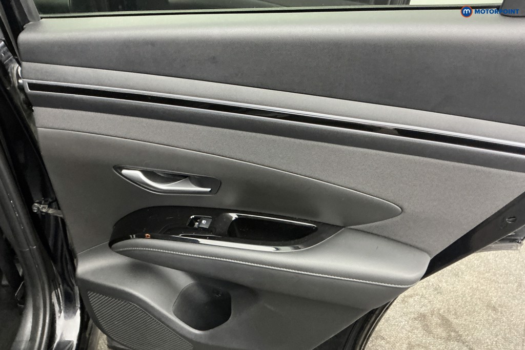 Hyundai Tucson Se Connect Manual Petrol SUV - Stock Number (1642592) - 25th supplementary image