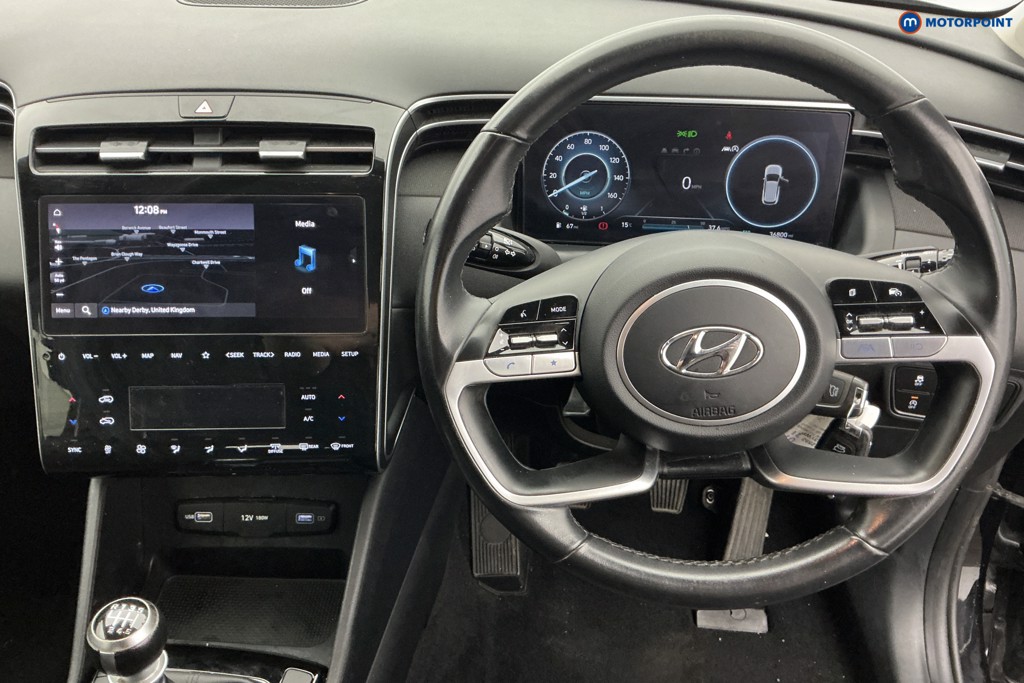 Hyundai Tucson Se Connect Manual Petrol SUV - Stock Number (1642592) - 1st supplementary image