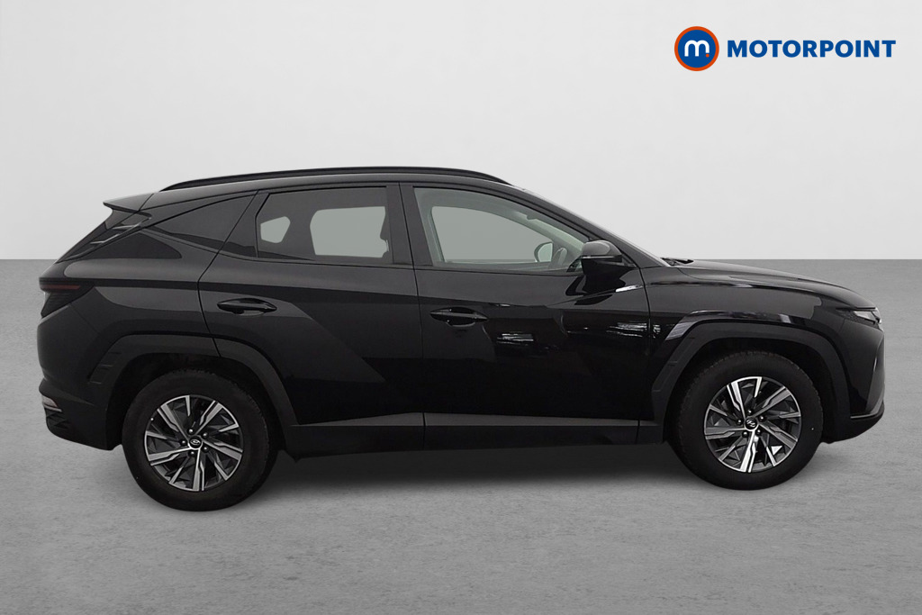 Hyundai Tucson Se Connect Manual Petrol SUV - Stock Number (1642592) - Drivers side