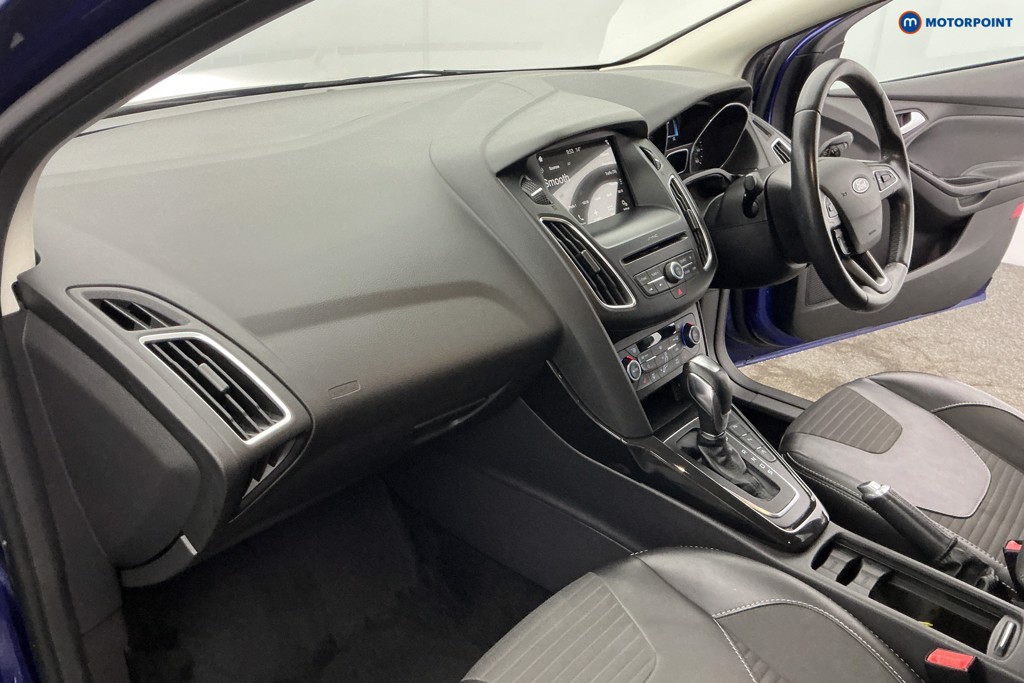 Ford Focus Titanium X Automatic Petrol Hatchback - Stock Number (1643152) - 9th supplementary image