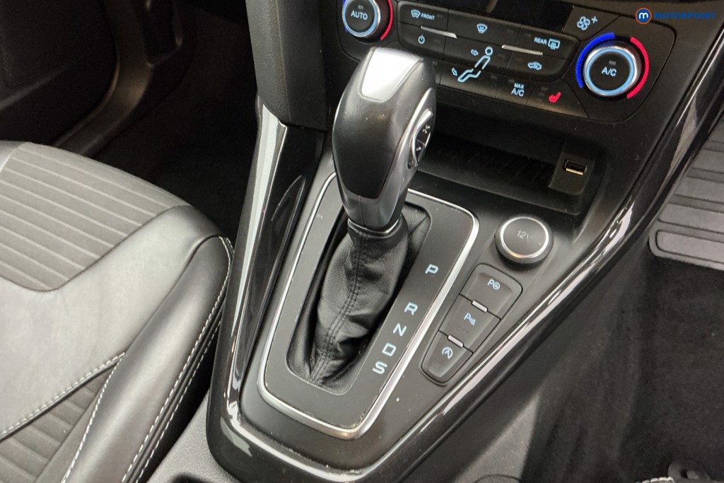 Ford Focus Titanium X Automatic Petrol Hatchback - Stock Number (1643152) - 15th supplementary image