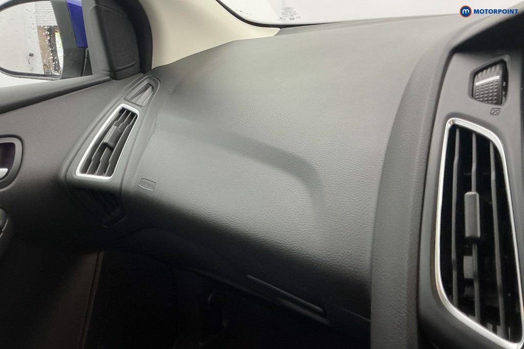 Ford Focus Titanium X Automatic Petrol Hatchback - Stock Number (1643152) - 18th supplementary image
