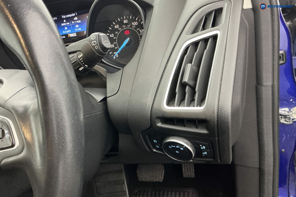 Ford Focus Titanium X Automatic Petrol Hatchback - Stock Number (1643152) - 22nd supplementary image