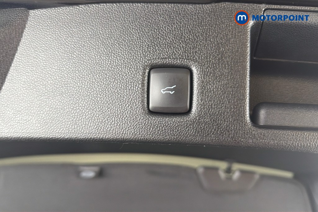 Ford Kuga St-Line Automatic Petrol-Electric Hybrid SUV - Stock Number (1643218) - 35th supplementary image