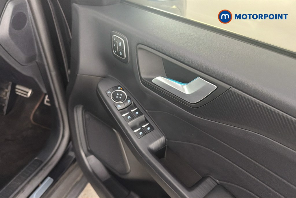 Ford Kuga St-Line Automatic Petrol-Electric Hybrid SUV - Stock Number (1643218) - 42nd supplementary image