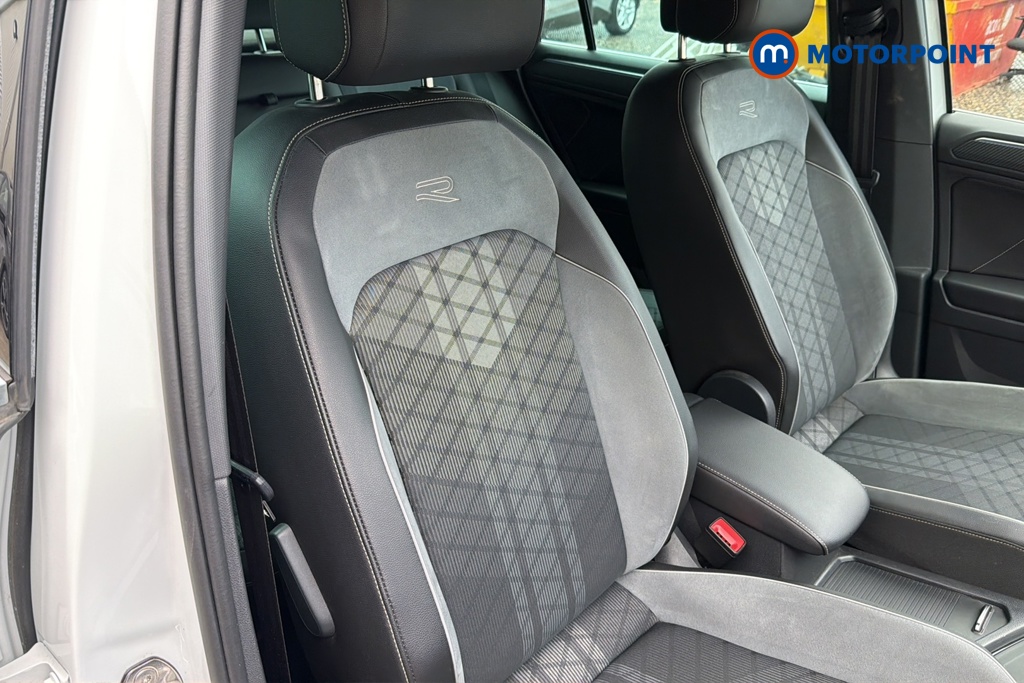 Volkswagen Tiguan R-Line Automatic Petrol SUV - Stock Number (1643247) - 22nd supplementary image