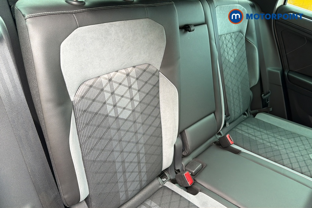 Volkswagen Tiguan R-Line Automatic Petrol SUV - Stock Number (1643247) - 25th supplementary image