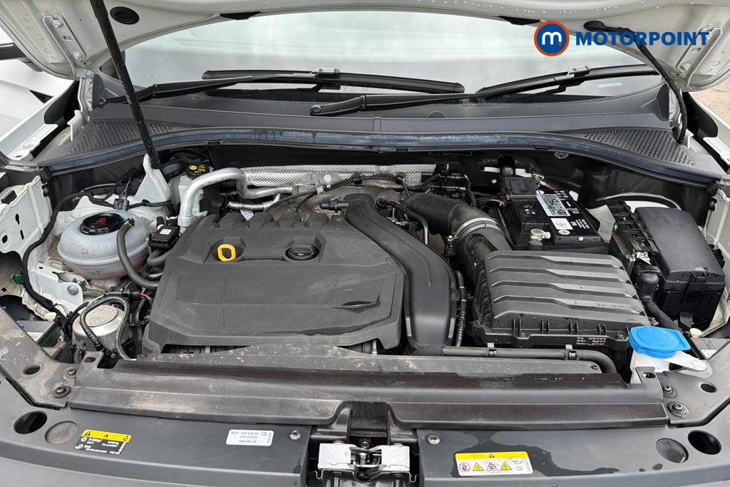Volkswagen Tiguan R-Line Automatic Petrol SUV - Stock Number (1643247) - 48th supplementary image