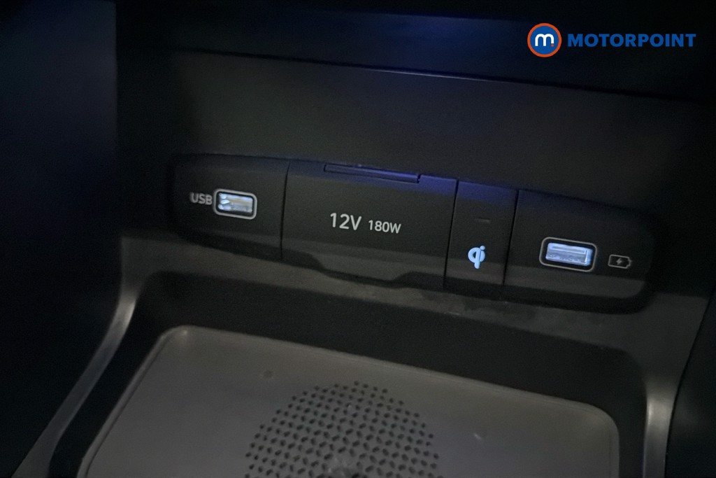 Hyundai Tucson Ultimate Manual Petrol SUV - Stock Number (1643576) - 17th supplementary image