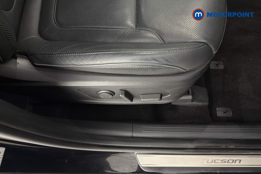 Hyundai Tucson Ultimate Manual Petrol SUV - Stock Number (1643576) - 25th supplementary image