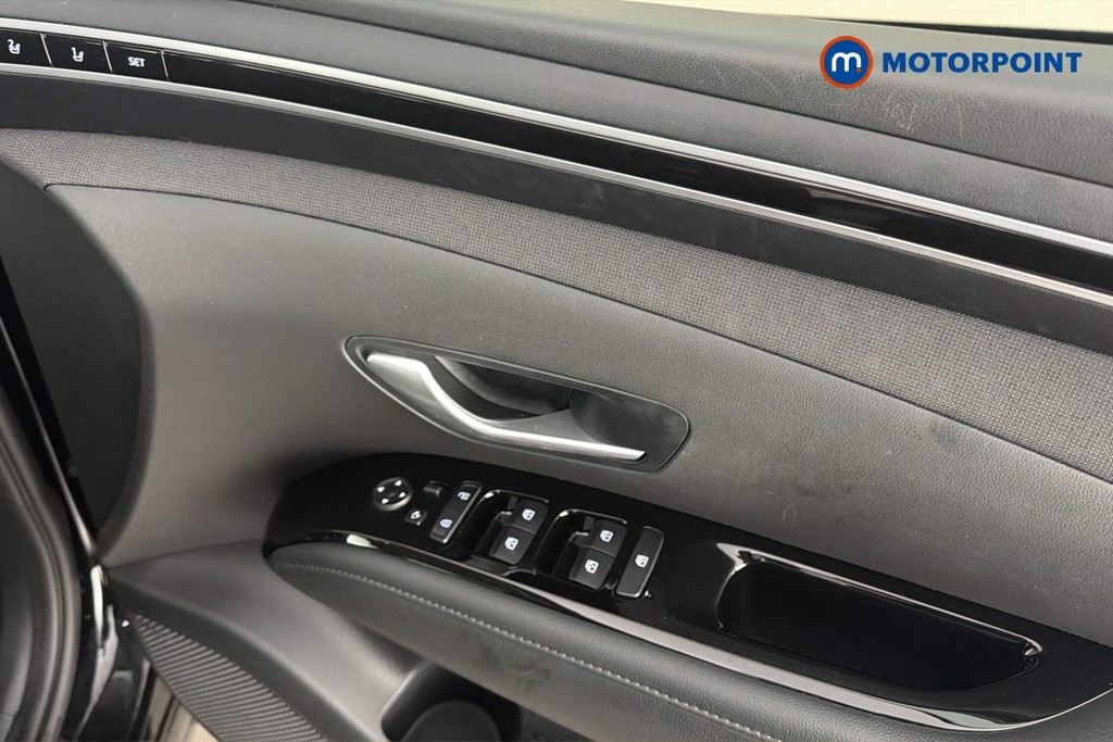 Hyundai Tucson Ultimate Manual Petrol SUV - Stock Number (1643576) - 42nd supplementary image