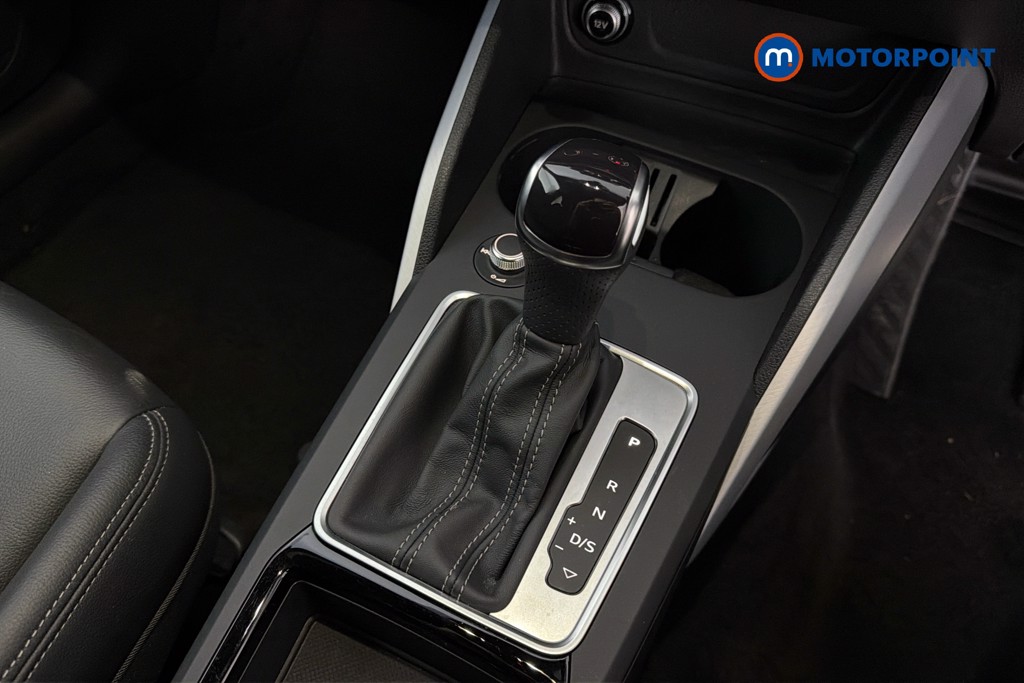 Audi Q2 Black Edition Automatic Petrol SUV - Stock Number (1643636) - 15th supplementary image
